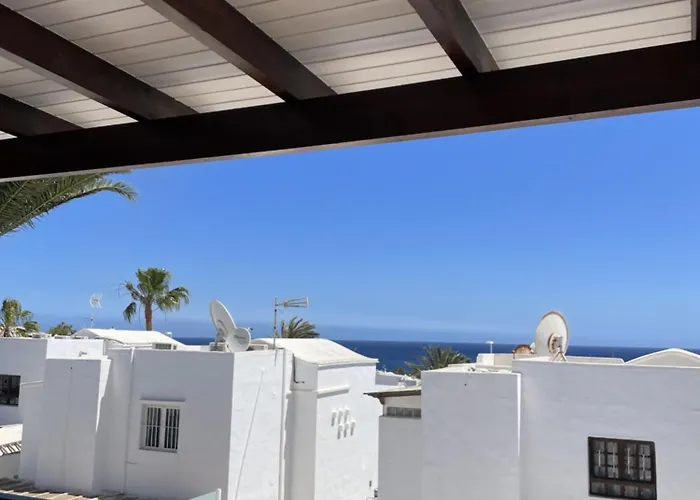 Con Piscina Privada A 500 M De La Playa Villa Puerto del Carmen (Lanzarote)