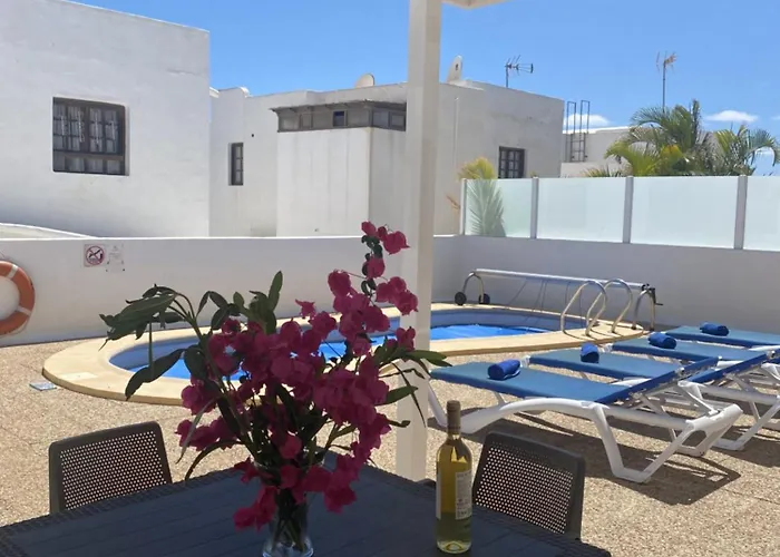 Con Piscina Privada A 500 M De La Playa