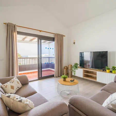 Villa Con Piscina Privada A 500 M De La Playa Puerto del Carmen (Lanzarote)
