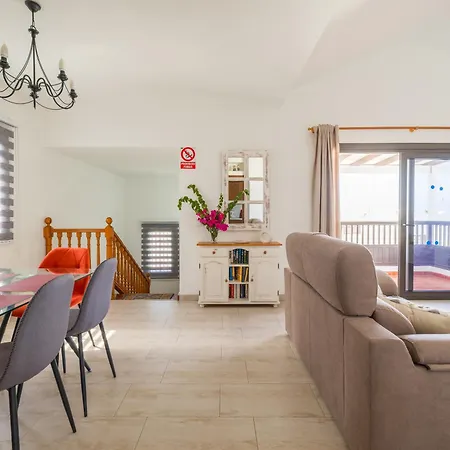 Villa Con Piscina Privada A 500 M De La Playa Villa Puerto del Carmen (Lanzarote)