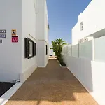 Con Piscina Privada A 500 M De La Playa Willa Puerto del Carmen (Lanzarote)