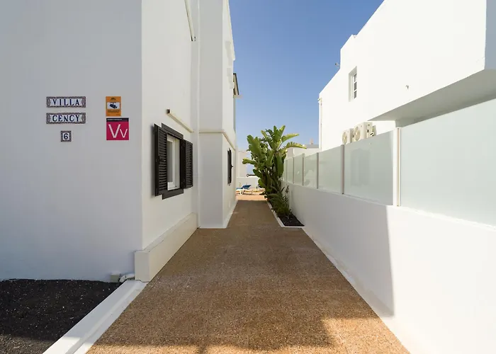 Con Piscina Privada A 500 M De La Playa Willa Puerto del Carmen (Lanzarote)