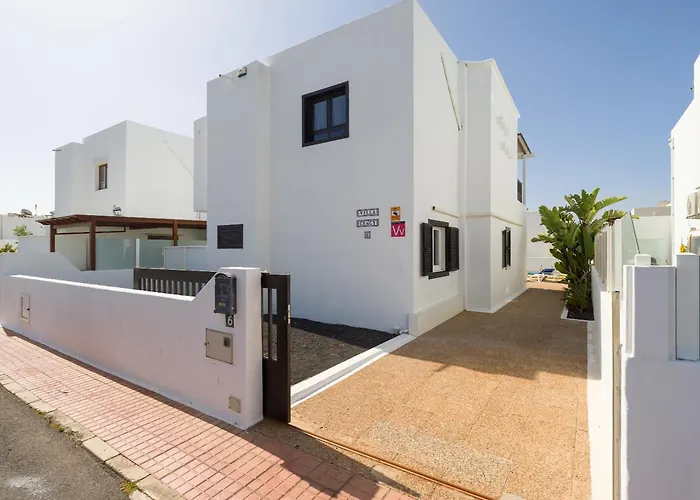 Con Piscina Privada A 500 M De La Playa Willa