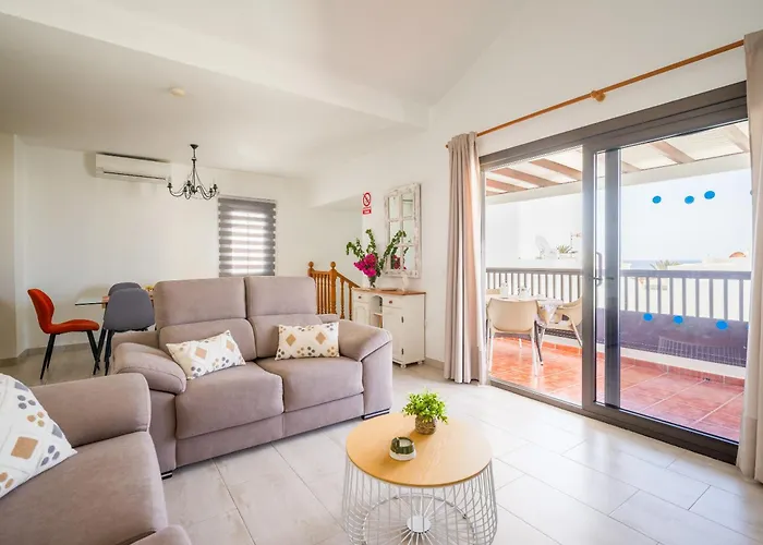 Villa Con Piscina Privada A 500 M De La Playa Puerto del Carmen (Lanzarote)