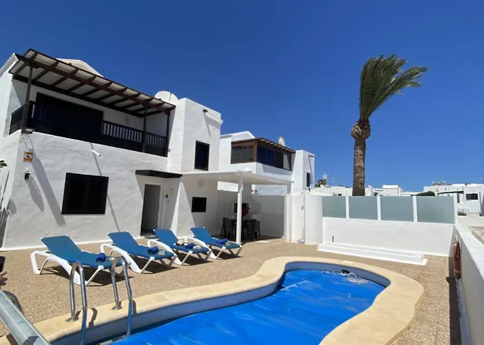 Con Piscina Privada A 500 M De La Playa Puerto del Carmen (Lanzarote)