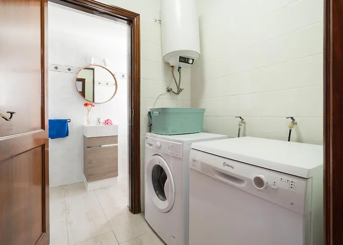 Con Piscina Privada A 500 M De La Playa Вилла